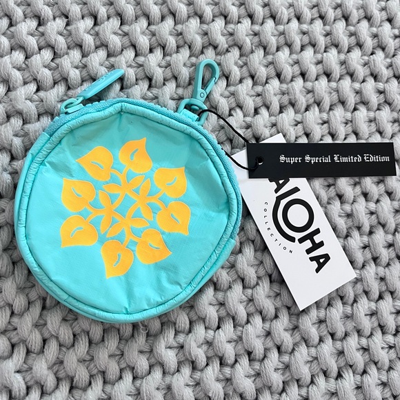 Aloha Collection Handbags - Aloha Collection• SUPER SPECIAL LIMITED EDITION HILO Cutie Splash